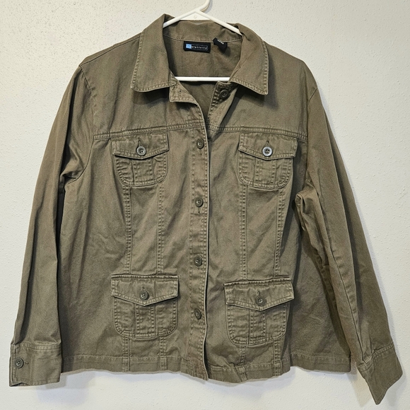 Relativity Jackets & Blazers - Relativity Woman’s Army‎ Olive Green Military Style Jacket size 2X button front